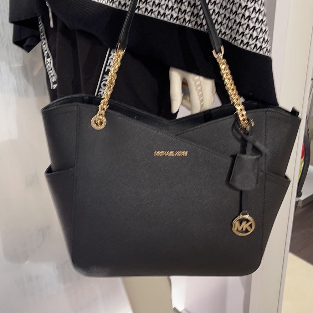 MICHAEL KORS LARGE X CHAIN LOGO SHOULDER BAG - Picture 3 of 14
